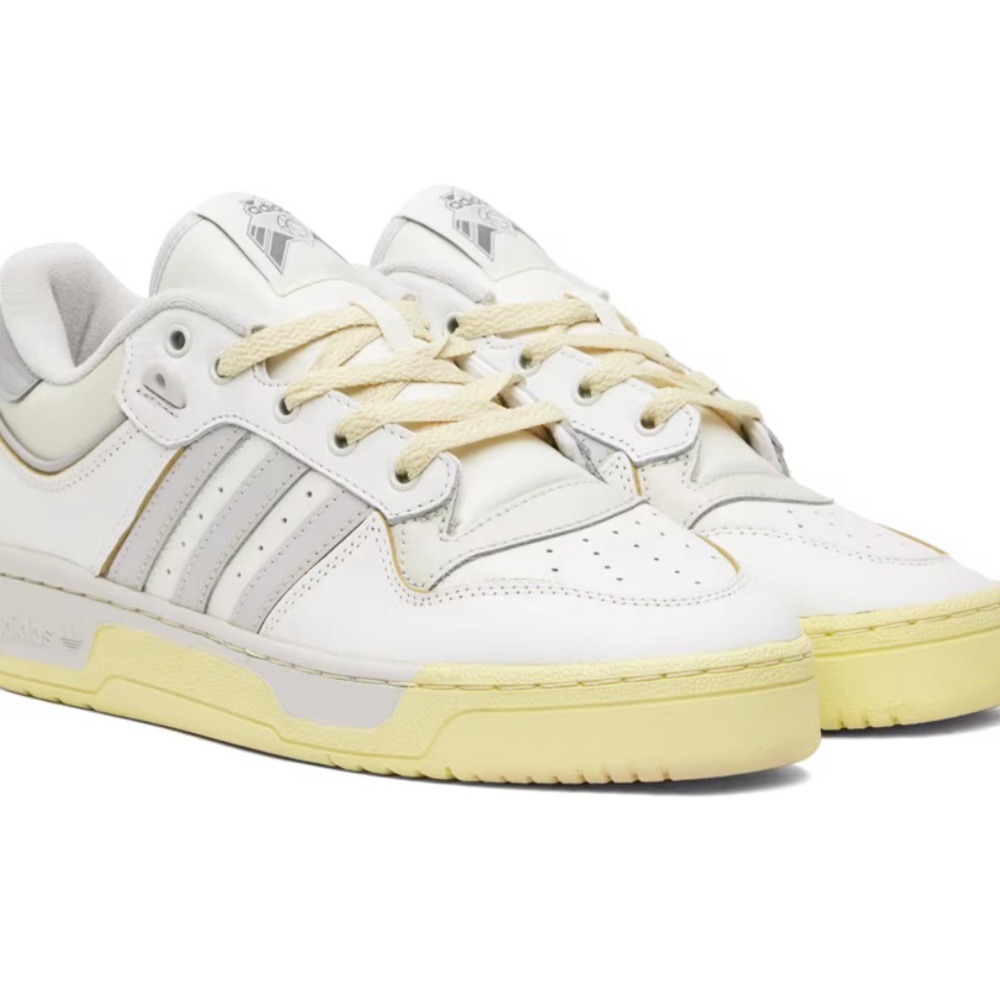 Adidas Originals - White & Beige Rivalry Low 86